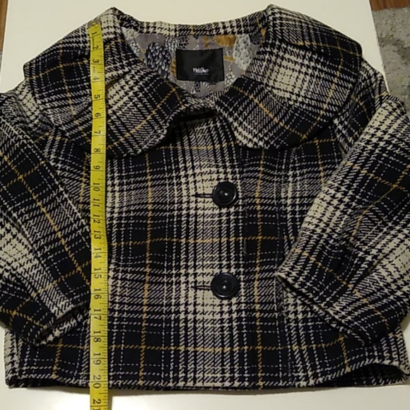 Beautiful and warm jacket 40% wool - Picture 4 of 11